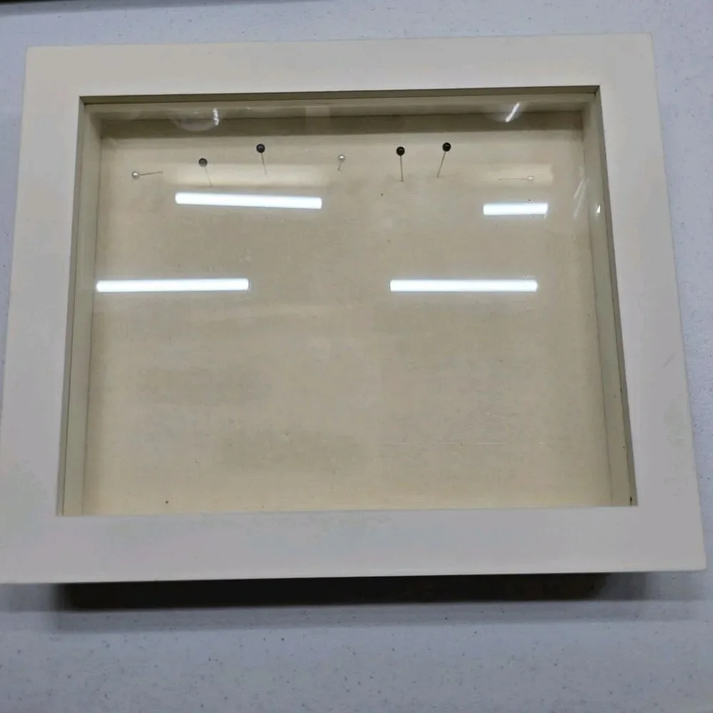 Shadow box Frame Ivory White Wooden 11x9x2 3D Art Photos